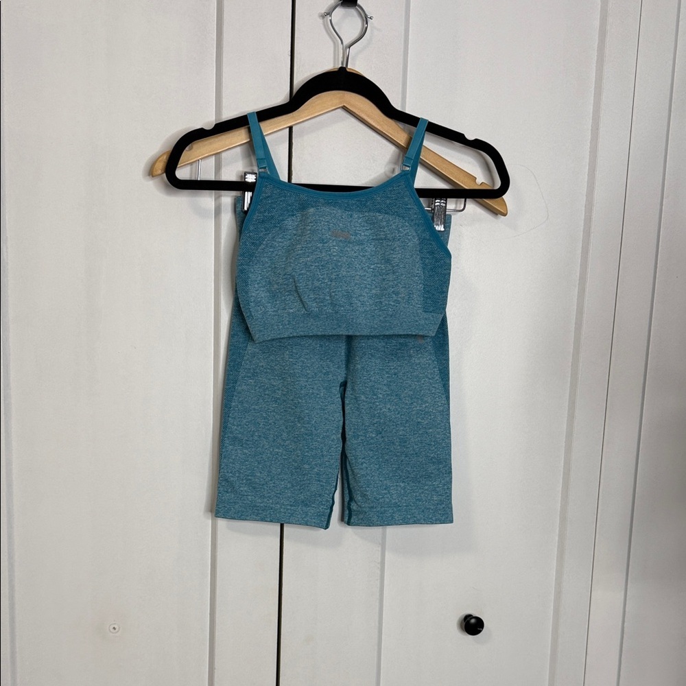 Gymshark Small Teal Turquoise Blue Two Piece Sports brand and Gym short set